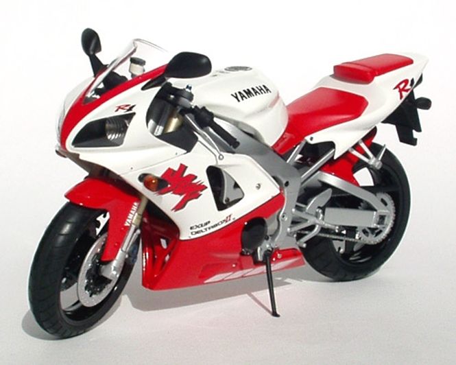 Hovedbilde Tamiya 1:12 - Yamaha YZF-R1 (14073)