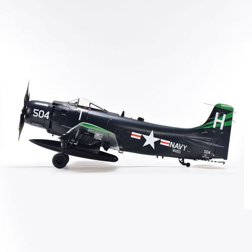 Zoukei-Mura 1:32 - Douglas AD-6 (A-1H) Skyraider (SWS23)
