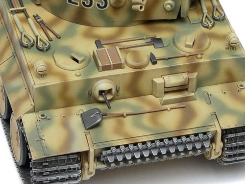 Tamiya 1:48 - German Heavy Tank Tiger I Early Production (Eastern Front) (32603)