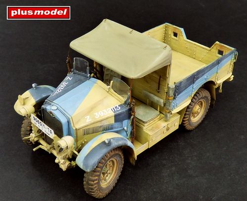 Plus Model 1:35 - British Light Truck Morris CS8 - early version 324 