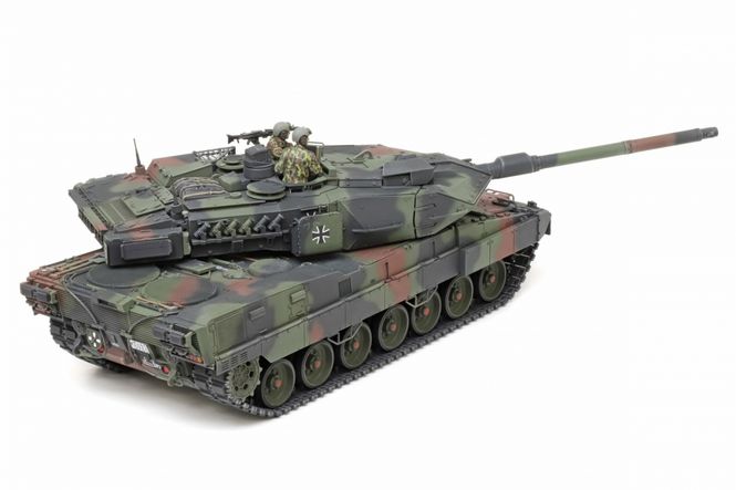 Hovedbilde Tamiya 1:35 - German Main Battle Tank Leopard 2 ...