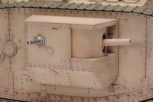 Tamiya 1:35 - WWI British Tank Mk.IV Male - w/Single Motor/British Figures (30057)