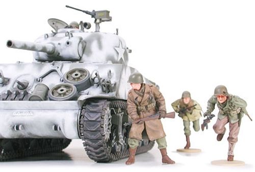 Tamiya 1:35 - U.S Medium Tank M4A3 Sherman 105mm Howitzer (Assault Support) (35251)