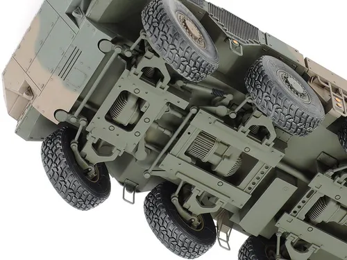 Tamiya 1:35 - Japan Ground Self Defence Force Type 16 Mobile Combat Vehicle C5 With Winch (35383)