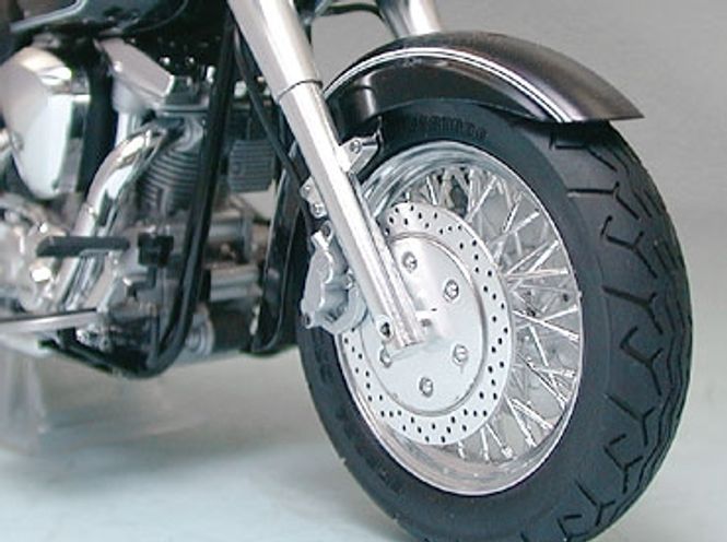 Hovedbilde Tamiya 1:12 - Yamaha XV1600 Roadstar (14080)