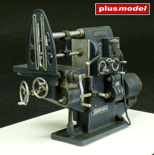Plus Model 1:35 - Milling machine 437 
