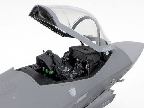 Tamiya 1:72 Lockheed Martin F-35A Lightning II (60792)