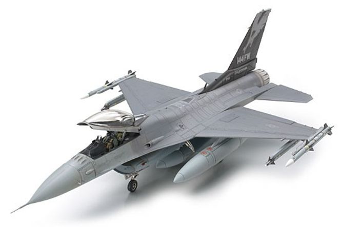 Main Image Tamiya 1:48 - Lockheed Martin F-16C Block 25/32 ...