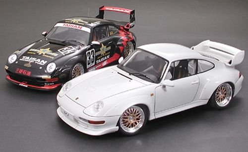 Tamiya 1:24 - Porsche 911 GT2 Road Version Club Sport (24247)