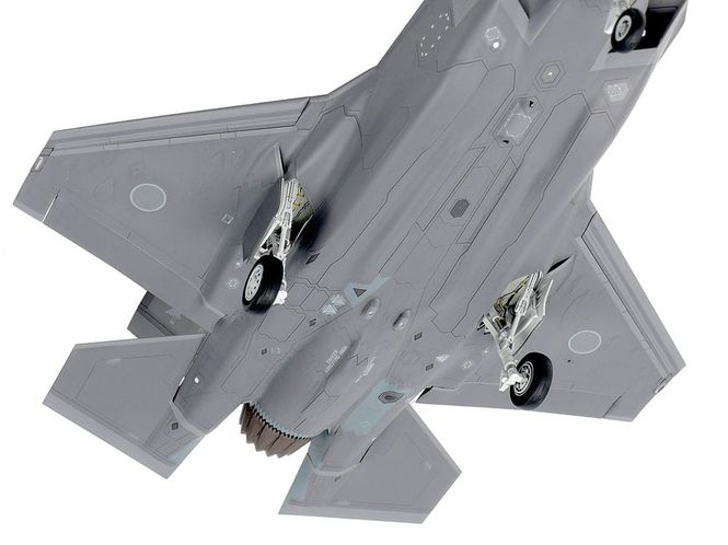 Main Image Tamiya 1:72 Lockheed Martin F-35A Lightning II ...