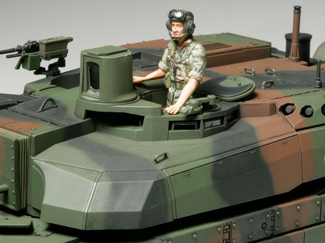 Hovedbilde Tamiya 1/35 French Main Battle Tank Leclerc ...