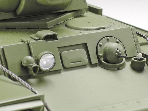 Tamiya 1:35 - Russian Heavy Tank KV-1 Model 1941, Early Production (35372)