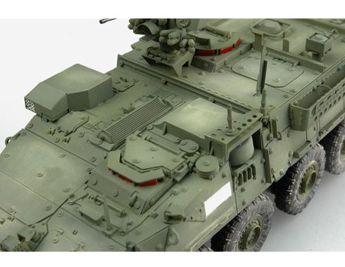 Trumpeter 1:35 - M1130 Stryker Commander's Vehicle (CV) 00397