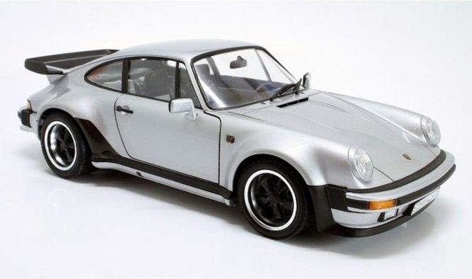 Hovedbilde Tamiya 1:24 - Porsche 911Turbo ´88 (24279)