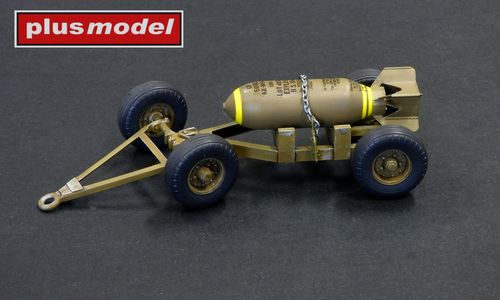 Plus Model 1:32 - Bomb Cart Mk.II With Bomb 500lb AL3017 